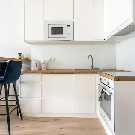 Close-urban Chic - Mennica - One Bedroom -citycenter&65 * Warschau